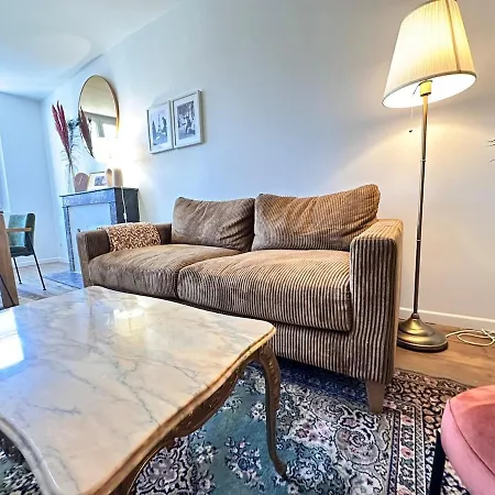 C Prieur De La Marne Hyper Centre T3 Grand Confort Apartment *