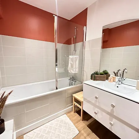 C Prieur De La Marne Hyper Centre T3 Grand Confort *